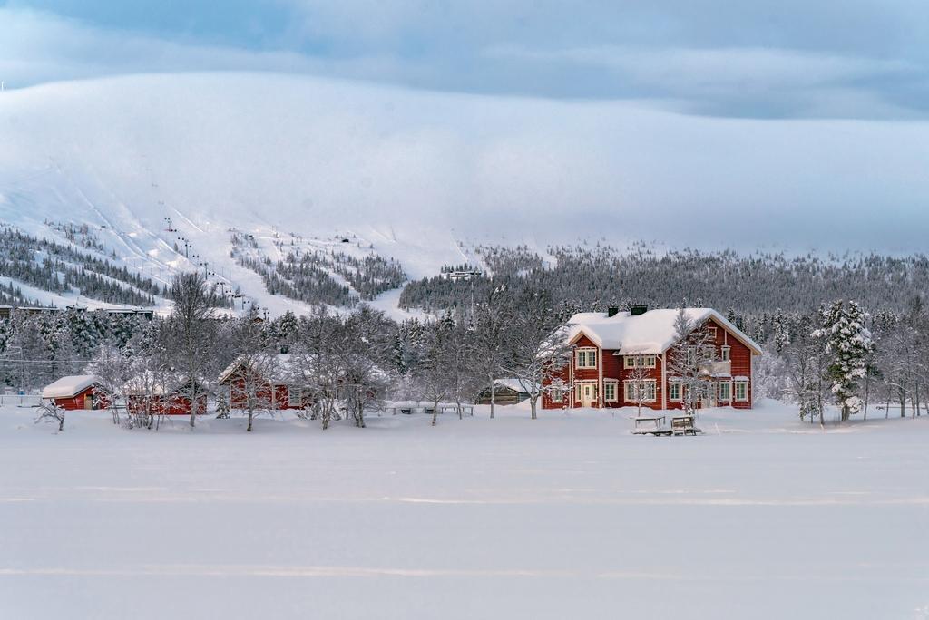 Hotel Aurora Estate Ylläsjärvi Exterior foto